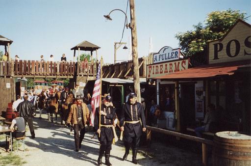 2000_07_Eroeffnung Lucky Town.jpg